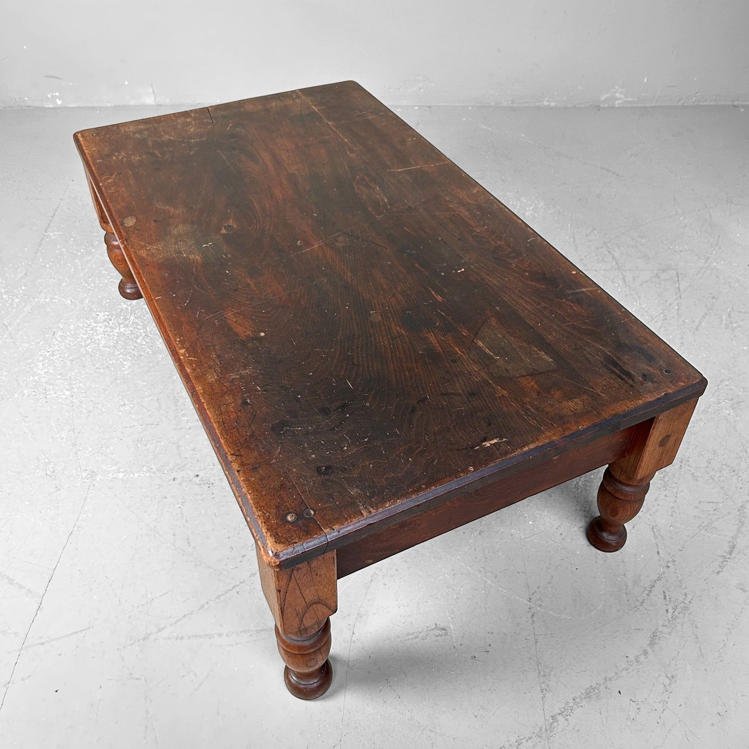 Antique Low Japanese Writing Desk, Shosai-Ki, Taishō Period.