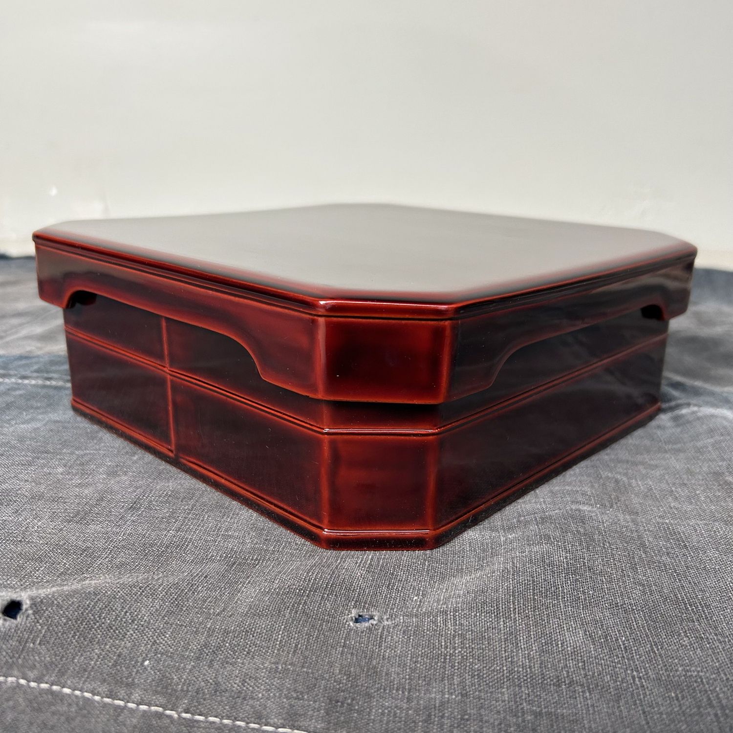 Japanese Wooden Urushi Lacquer Box with Lid, Fuchidaka-Nuri Serving Box, 1920s.
