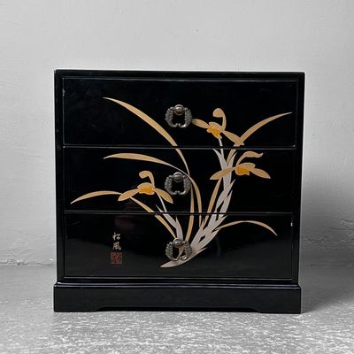 Lacquered Jewelry Drawer Cabinet with Irises, 1980s, Japan.
