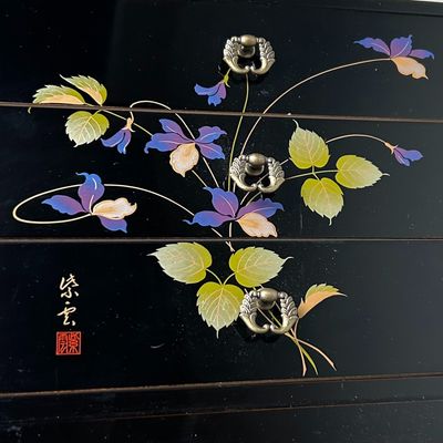 Lakwerk Ladekastje voor Juwelen met Bloemendecoratie, jaren '80, Japan.
