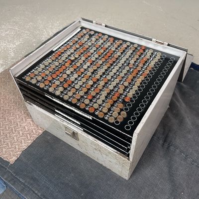 Metalen Kist Hanko-Shi, Japanse Stempelmaker, Shōwa Periode.