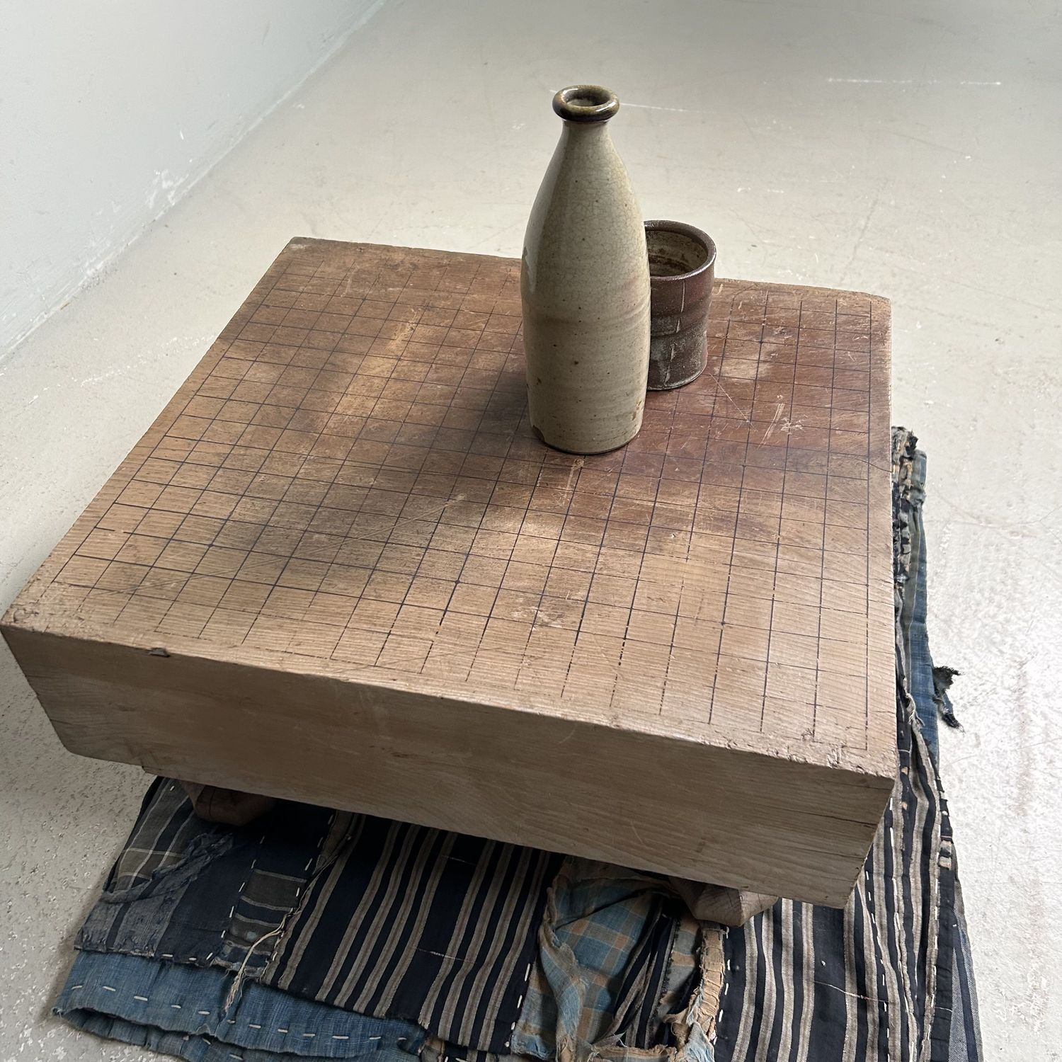 Go Spelbord, Lage Keyaki Tafel Plantenstaander, jaren '20, Japan.