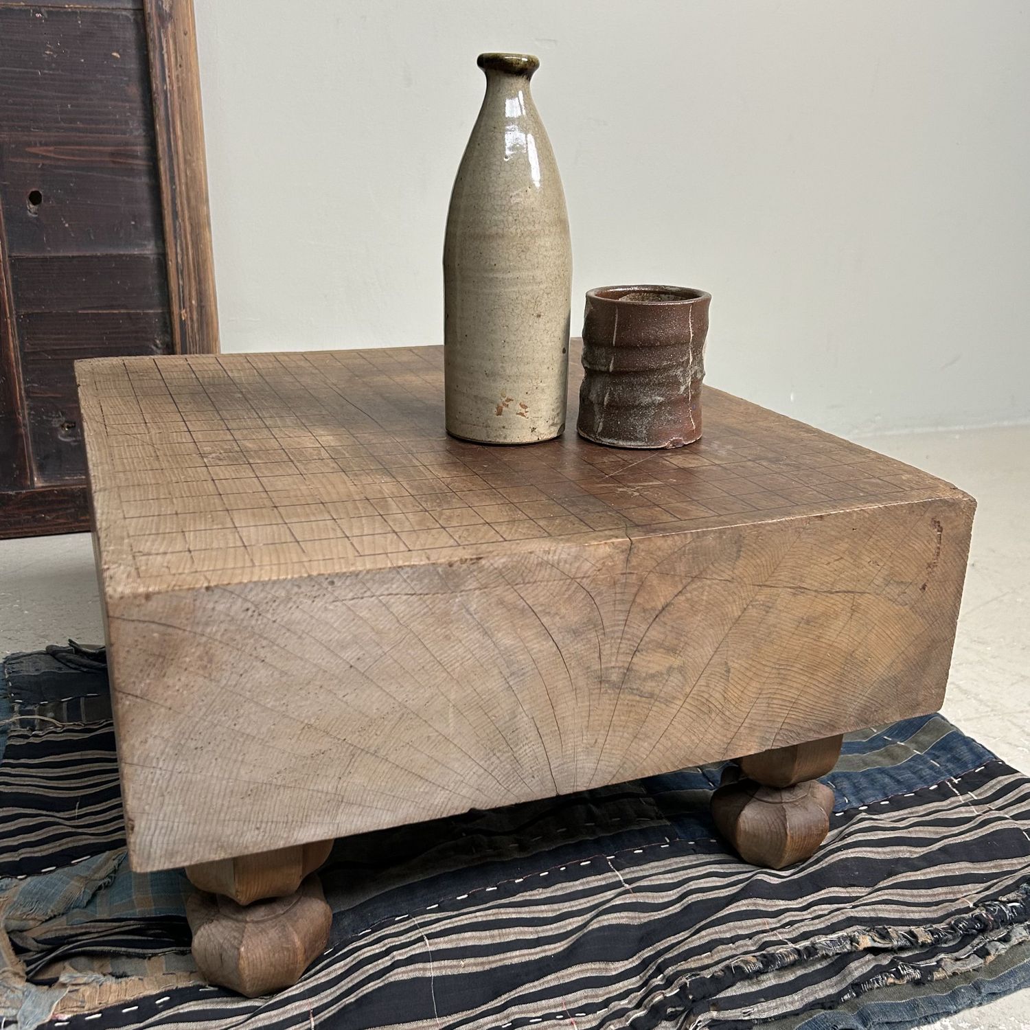 Go Spelbord, Lage Keyaki Tafel Plantenstaander, jaren '20, Japan.