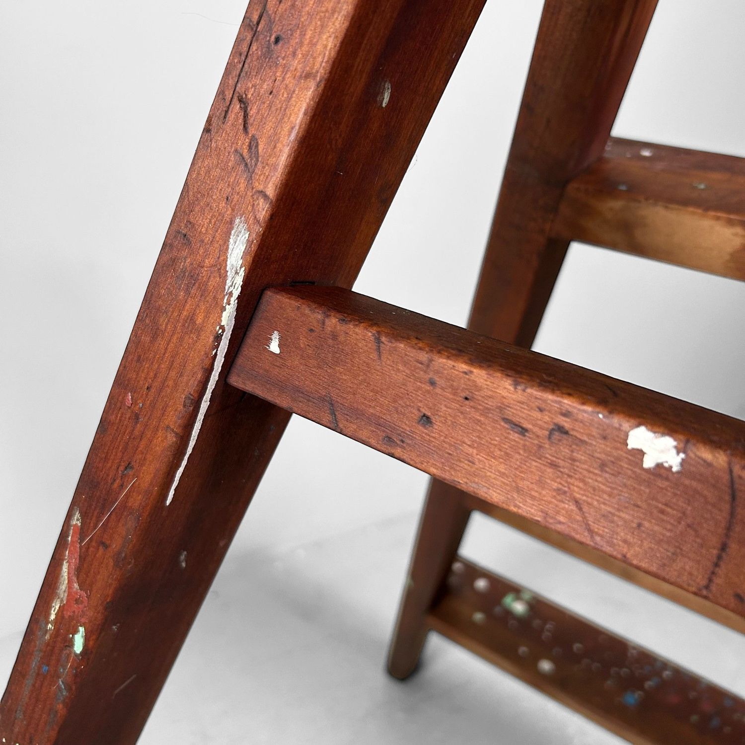 Decoratieve Minimalistische Houten Japanse Trapladder, jaren '50.