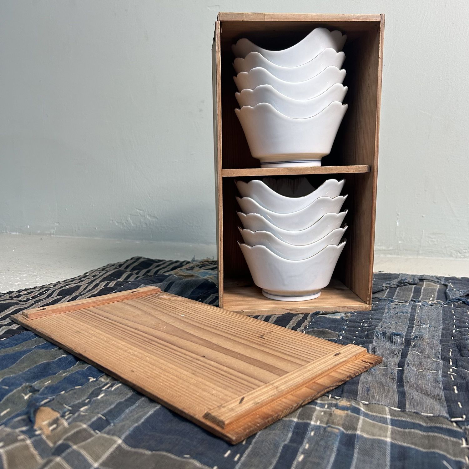 Vintage set van 10 Japanse Kobachi-kommetjes uit de jaren '50. Vintage set van 10 Japanse Kobachi-kommetjes uit de jaren '50.