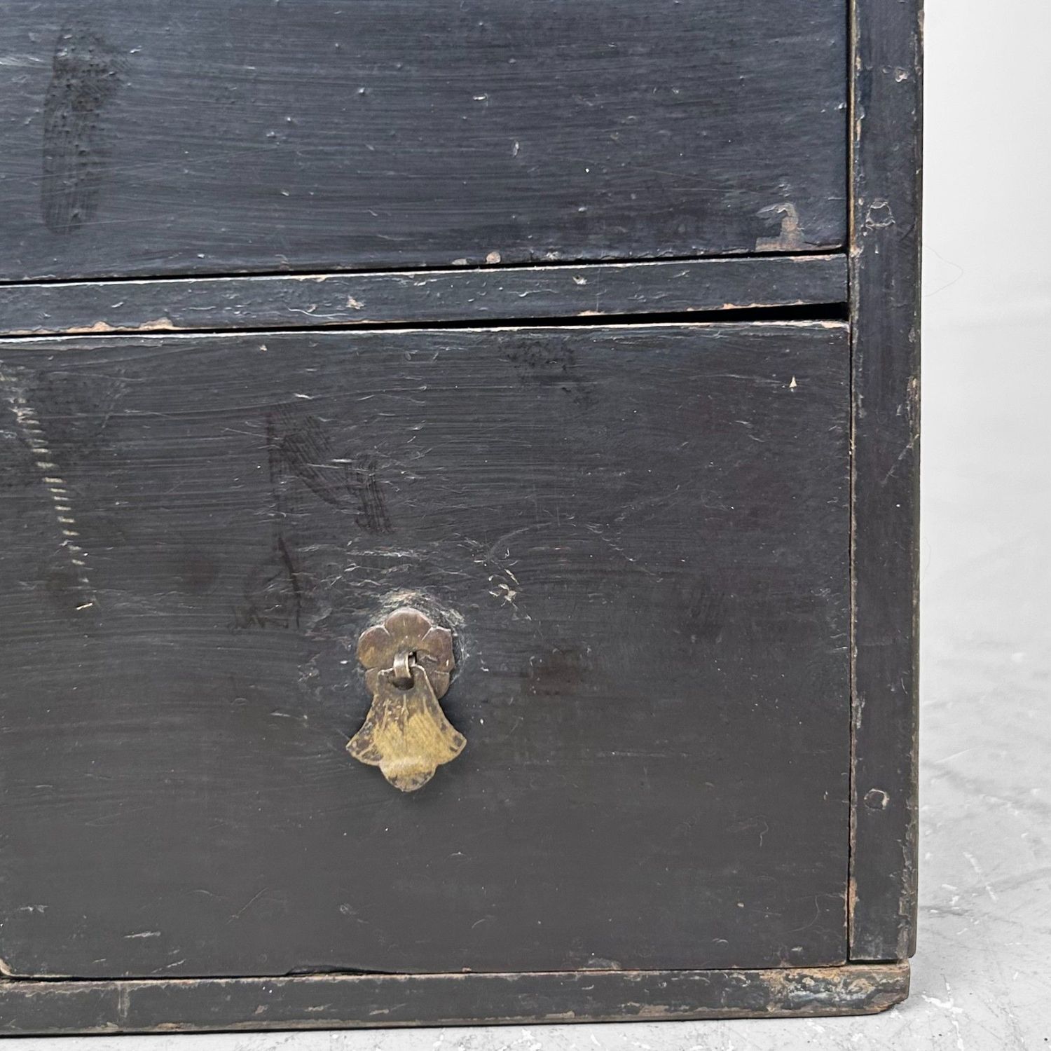 Traditional Japanese Tansu, Small Storage Cabinet, Meiji Period.