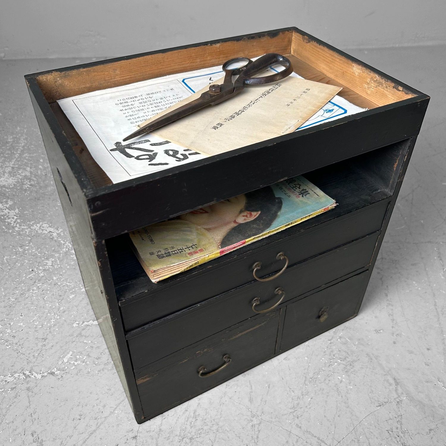 Traditional Japanese Tansu, Small Storage Cabinet, Meiji Period.