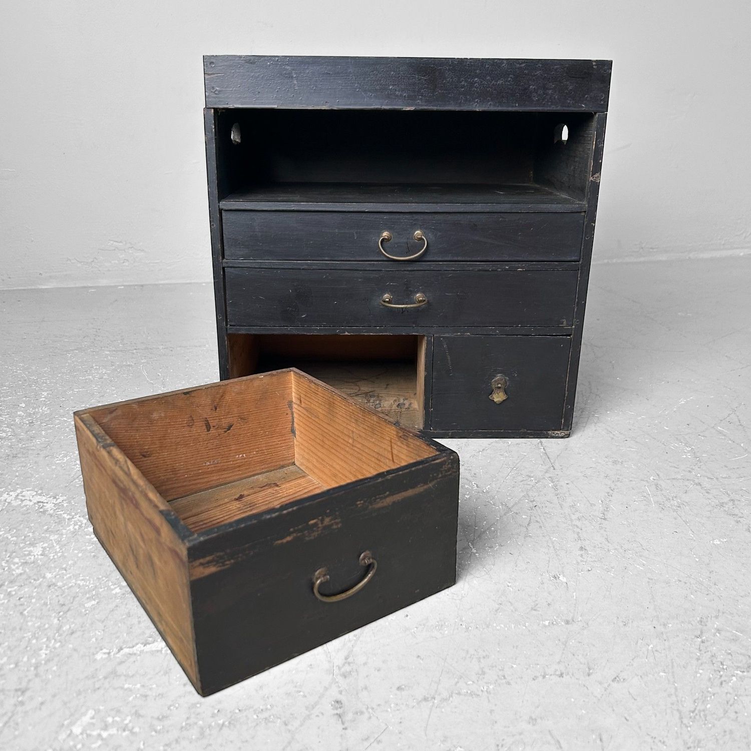 Traditional Japanese Tansu, Small Storage Cabinet, Meiji Period.