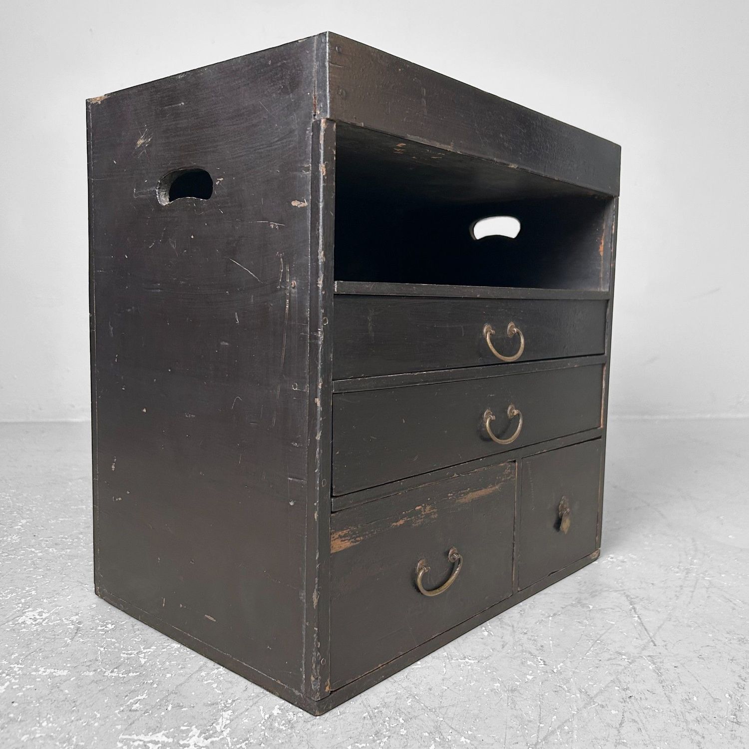 Traditional Japanese Tansu, Small Storage Cabinet, Meiji Period.