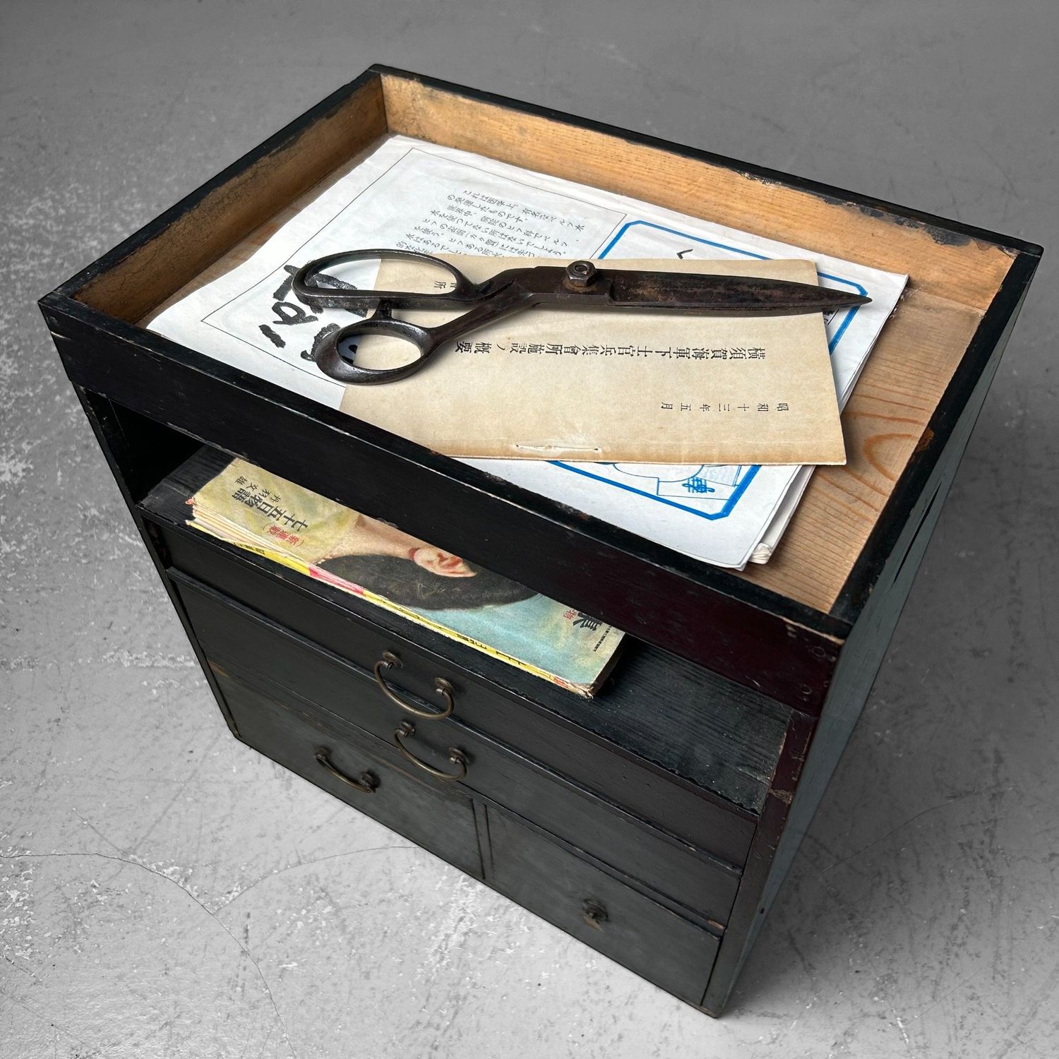 Traditional Japanese Tansu, Small Storage Cabinet, Meiji Period.