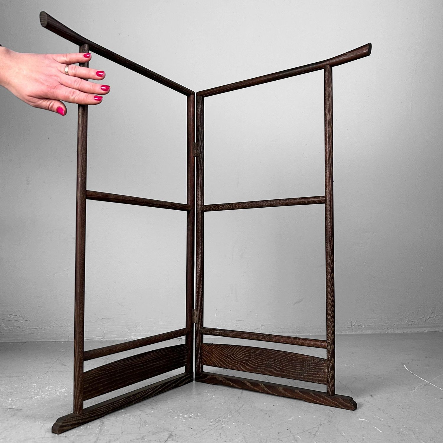 Small Foldable Wooden Ikō, Decorative Hanger, 1970s.
