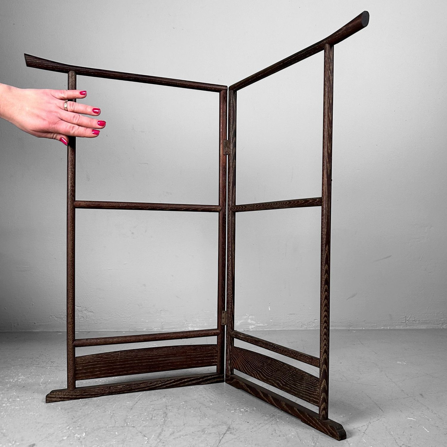 Small Foldable Wooden Ikō, Decorative Hanger, 1970s.