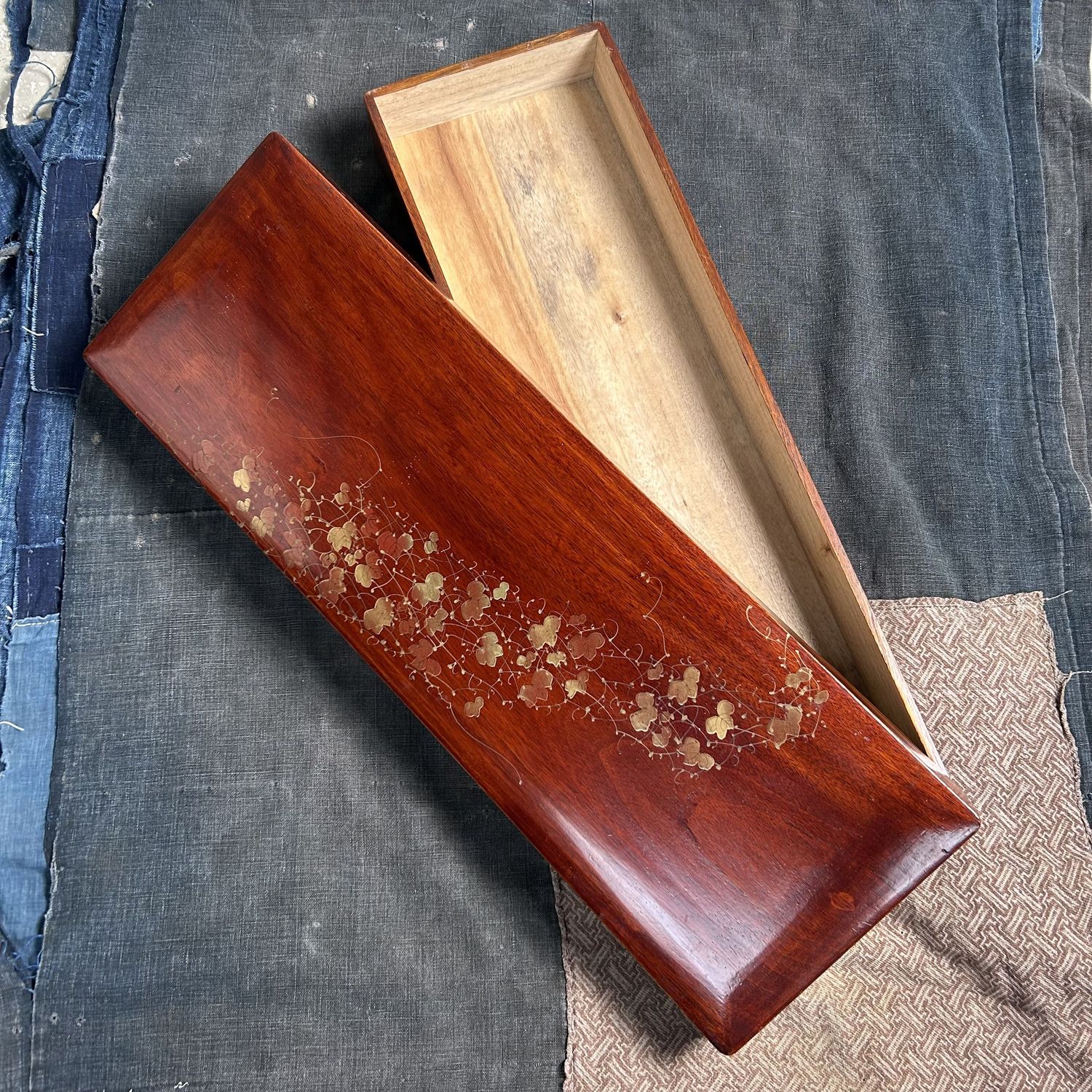 Stijlvolle Houten Schrijfdoos uit de Shōwa Periode – Prachtig en Functioneel.