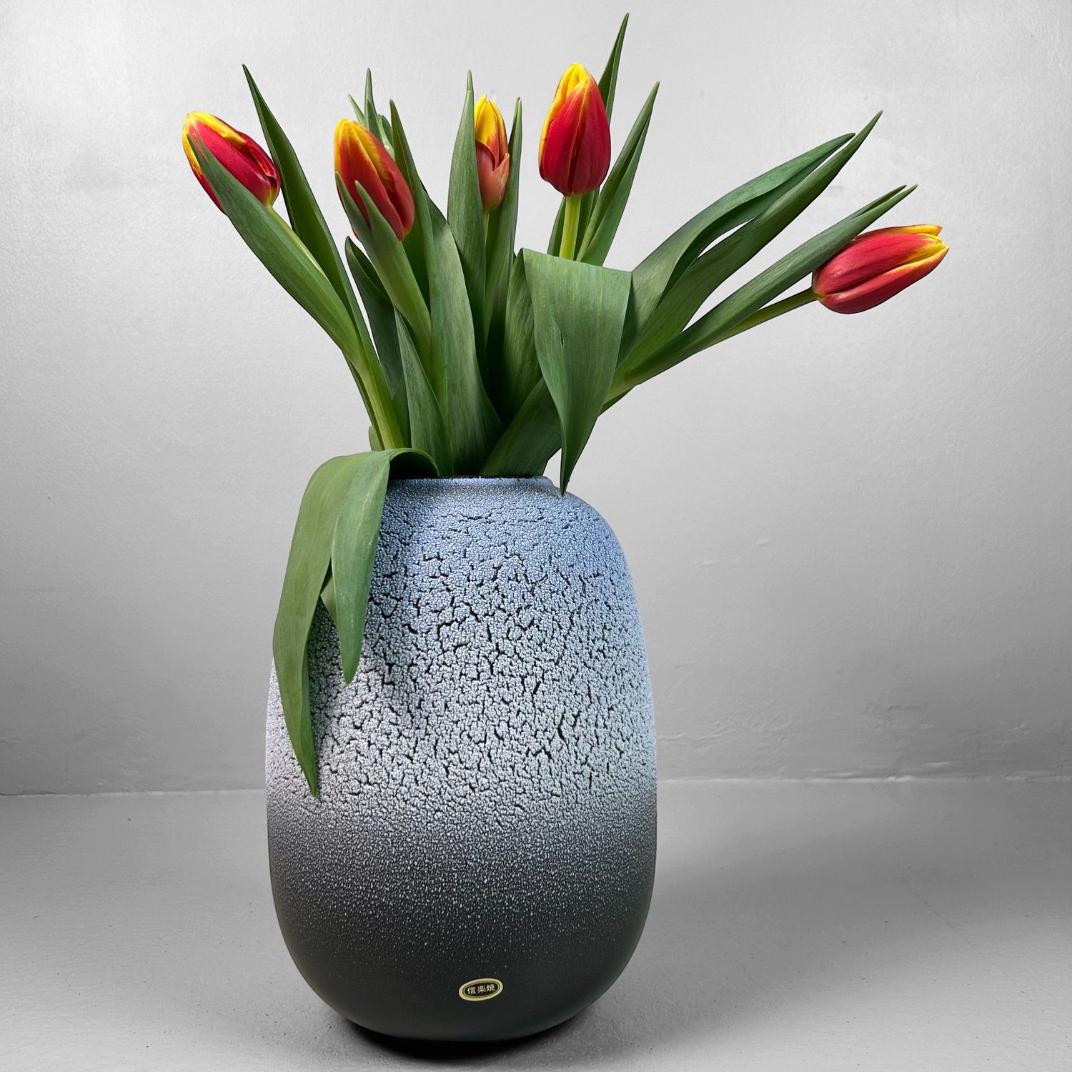 Elegant Japanese Shigaraki Ware Ikebana Flower Vase, 1970s, Japan.