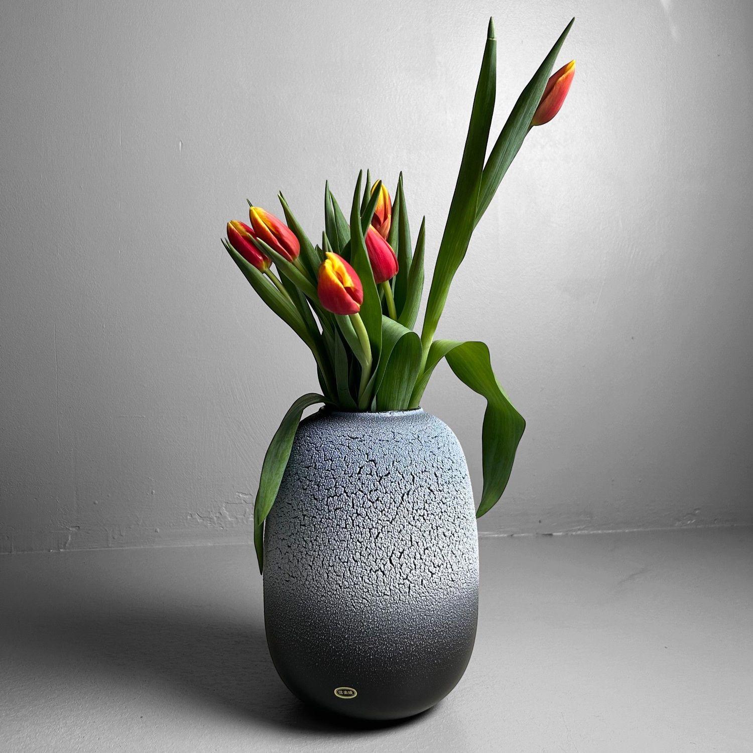 Elegant Japanese Shigaraki Ware Ikebana Flower Vase, 1970s, Japan.