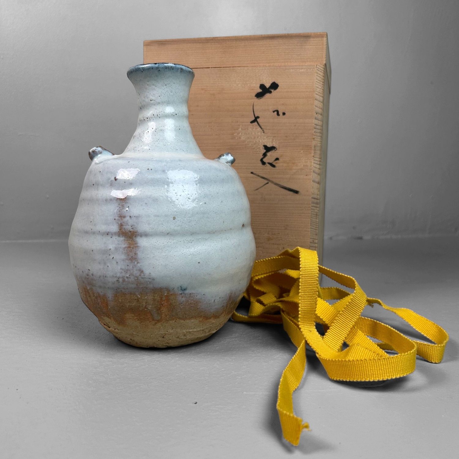 Hagi Yaki Ikebana Bloemenvaas, jaren '60, Japan.