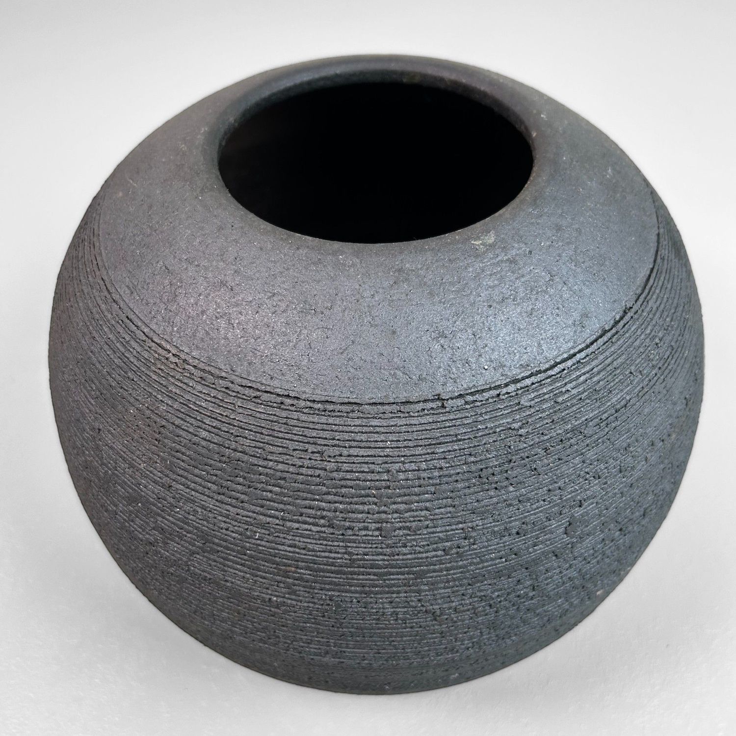 Minimalistische Shigaraki Yaki Ikebana, Japanse Vaas, jaren '70.