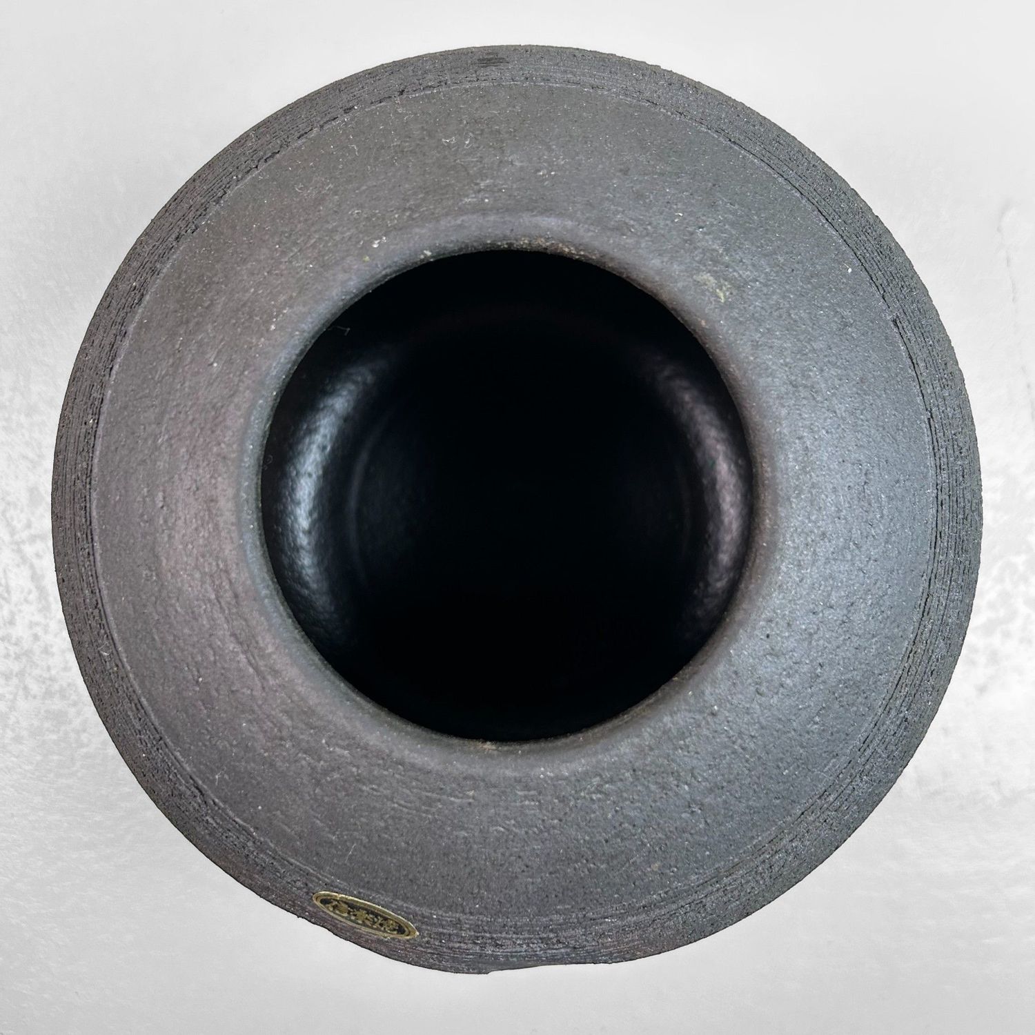 Minimalistische Shigaraki Yaki Ikebana, Japanse Vaas, jaren '70.