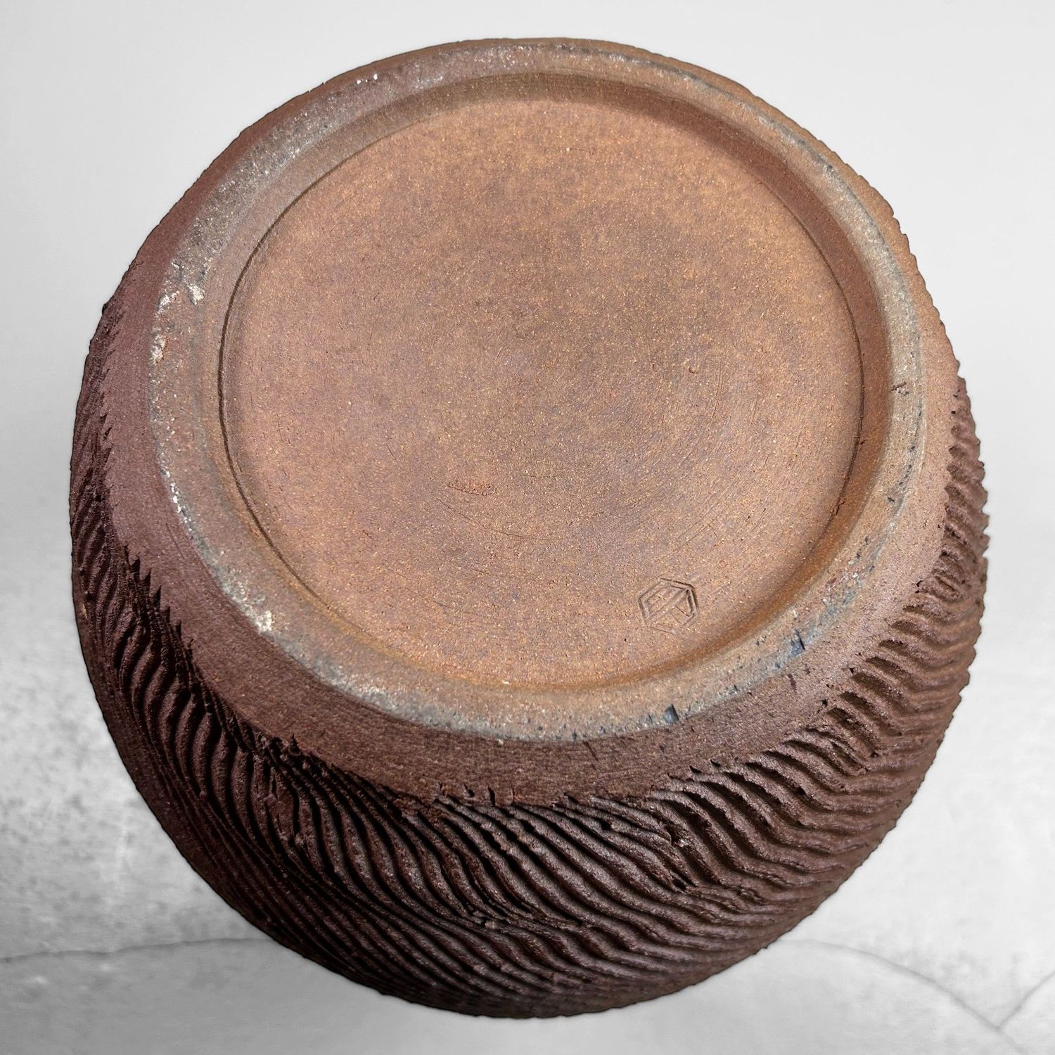 Vintage 'Anagama' Spiral Ikebana Japanese Flower Vase, 1970s.