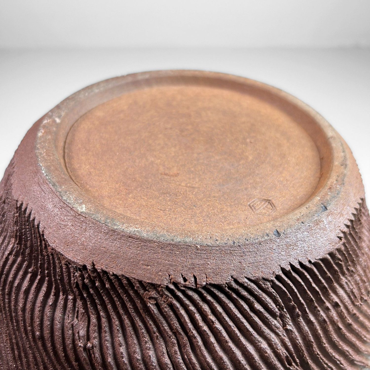 Vintage 'Anagama' Spiral Ikebana Japanese Flower Vase, 1970s.