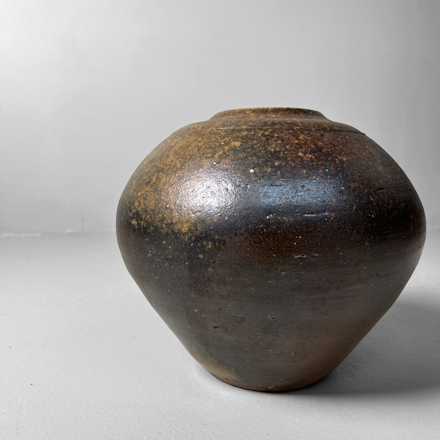Authentic Bizen Ikebana Vase, Japan, 1960s.