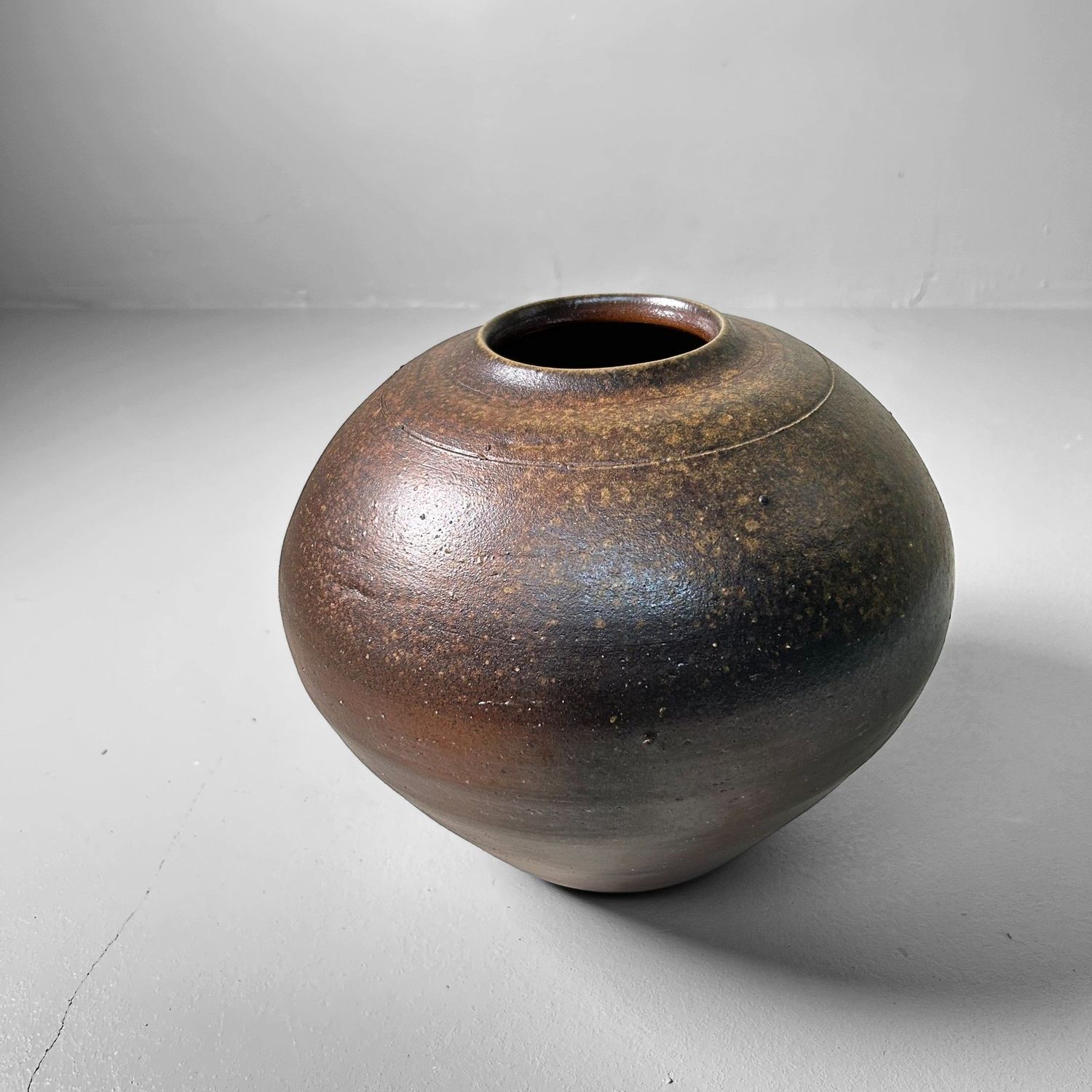 Authentic Bizen Ikebana Vase, Japan, 1960s.