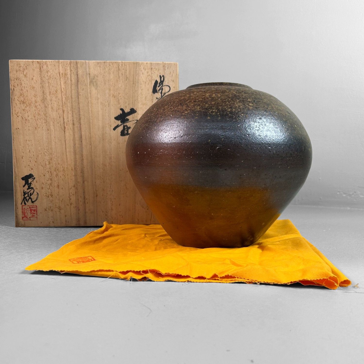 Authentic Bizen Ikebana Vase, Japan, 1960s.
