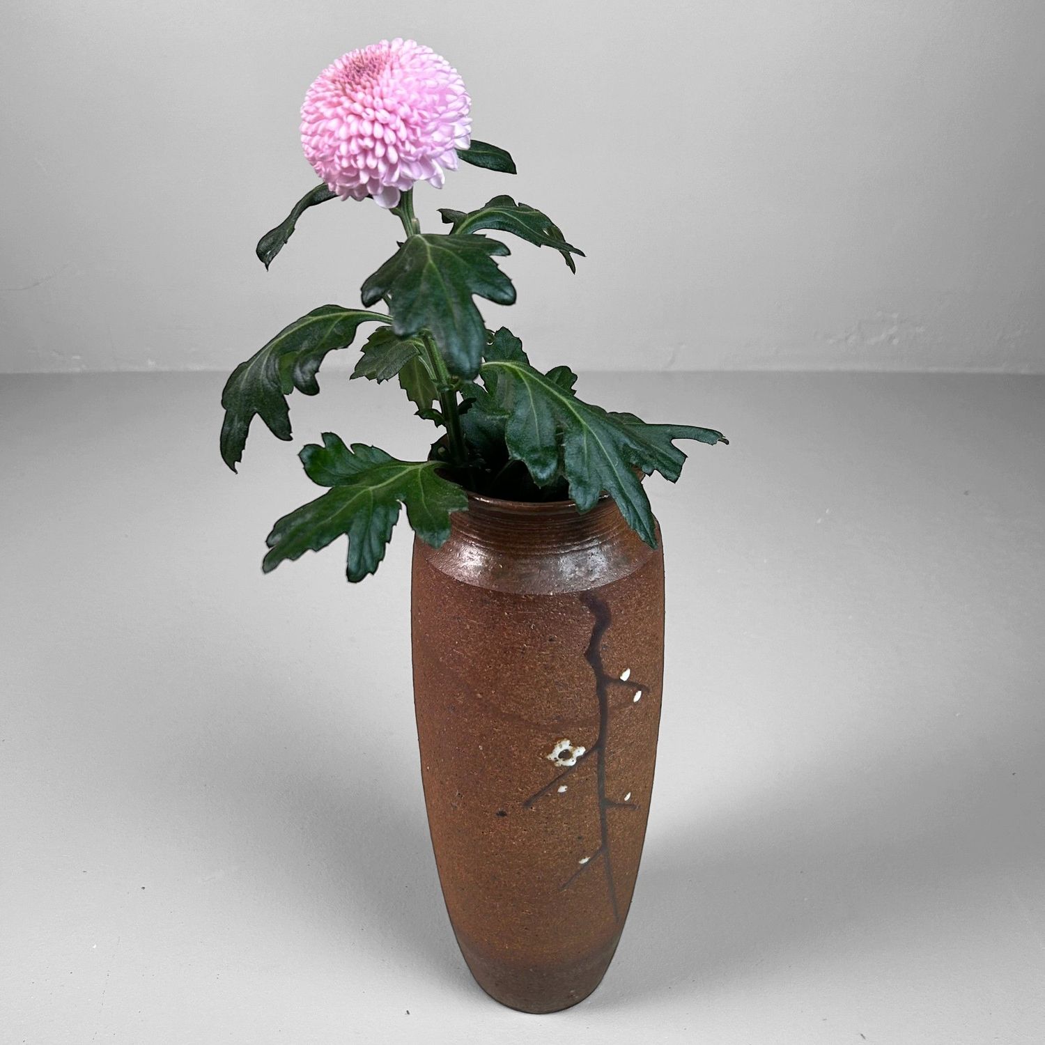 Vintage Kotobuki Ikebana, Japanse Bloemenvaas, Suzuka-Yaki. Vintage Kotobuki Ikebana, Japanse Bloemenvaas, Suzuka-Yaki.