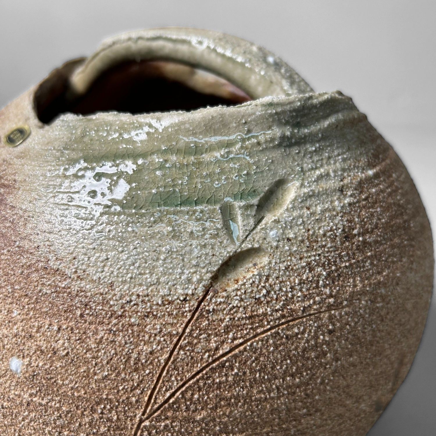 Organische Japanse Ikebana Bloemenvaas, Shigaraki Ware, Jaren '70.