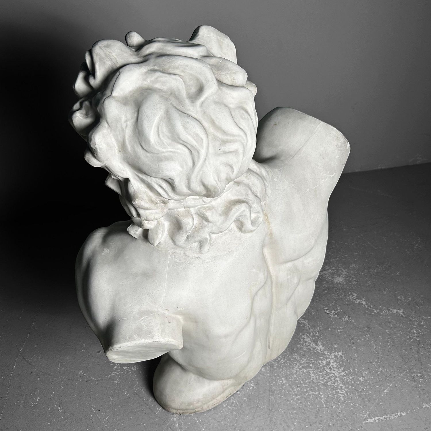 Expressieve Gipsen Buste van Laocoön, jaren '60. Expressieve Gipsen Buste van Laocoön, jaren '60.