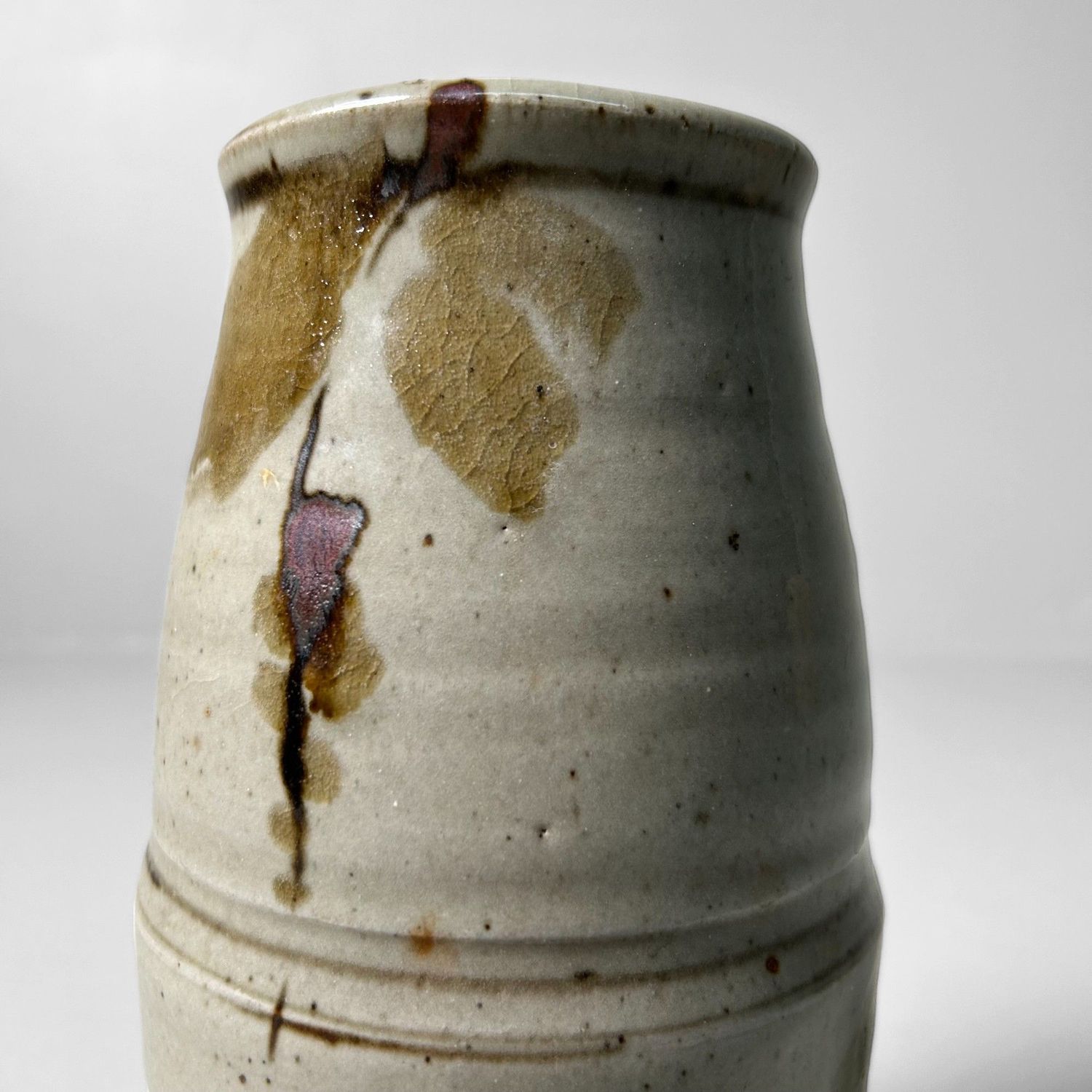 Stunning Handmade Japanese Ikebana Vase – Mashiko Studio Pottery, 1960s.