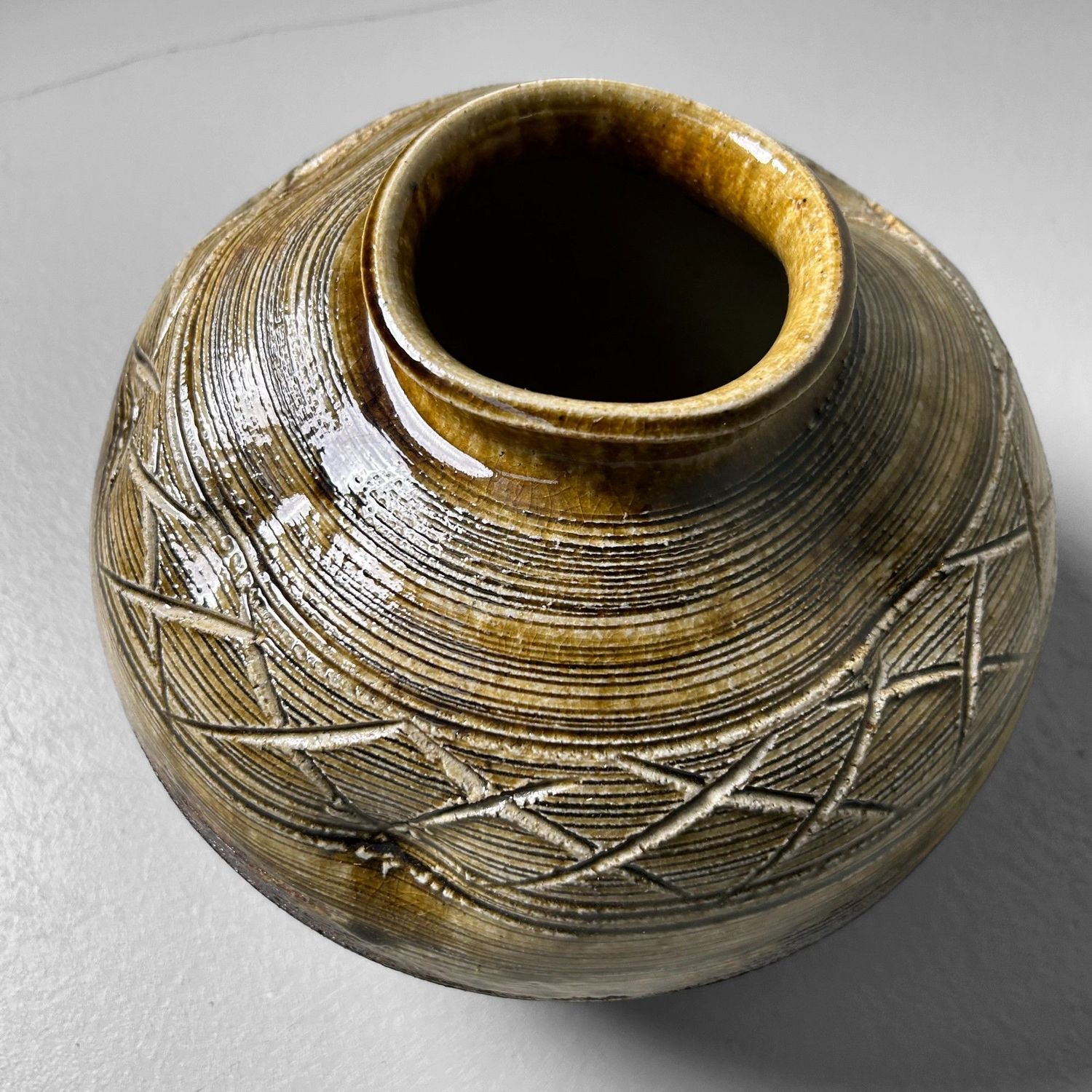 Decoratieve Japanse Ikebana Bloemenvaas, Shigaraki, jaren '80.