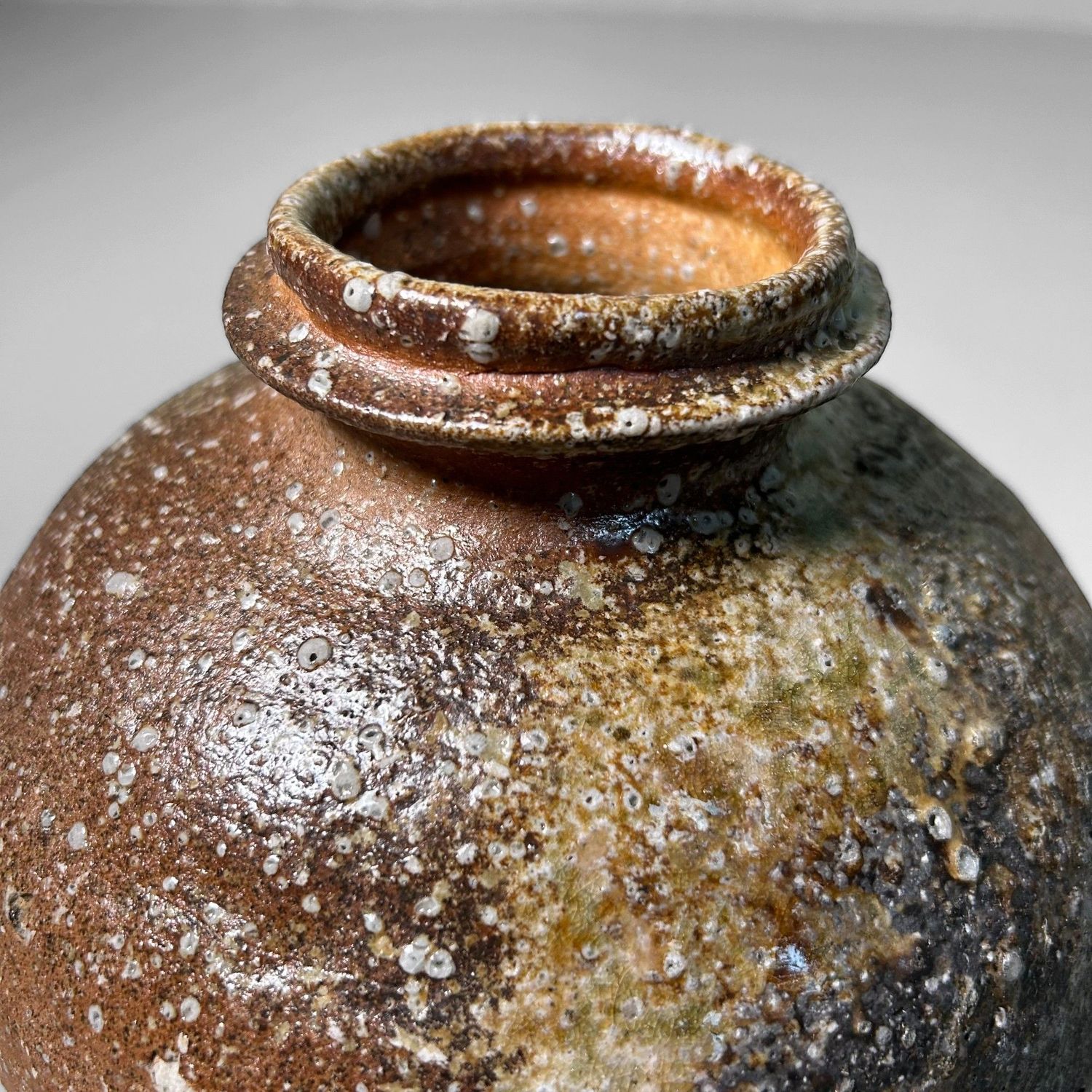 Japanese Ikebana Flower Vase, Shigaraki Yaki by Takahashi Shunsai.