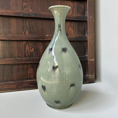 Japanse Gevlekte Celadon Bloemenvaas Ikebana, Noma Gazan, jaren '60.