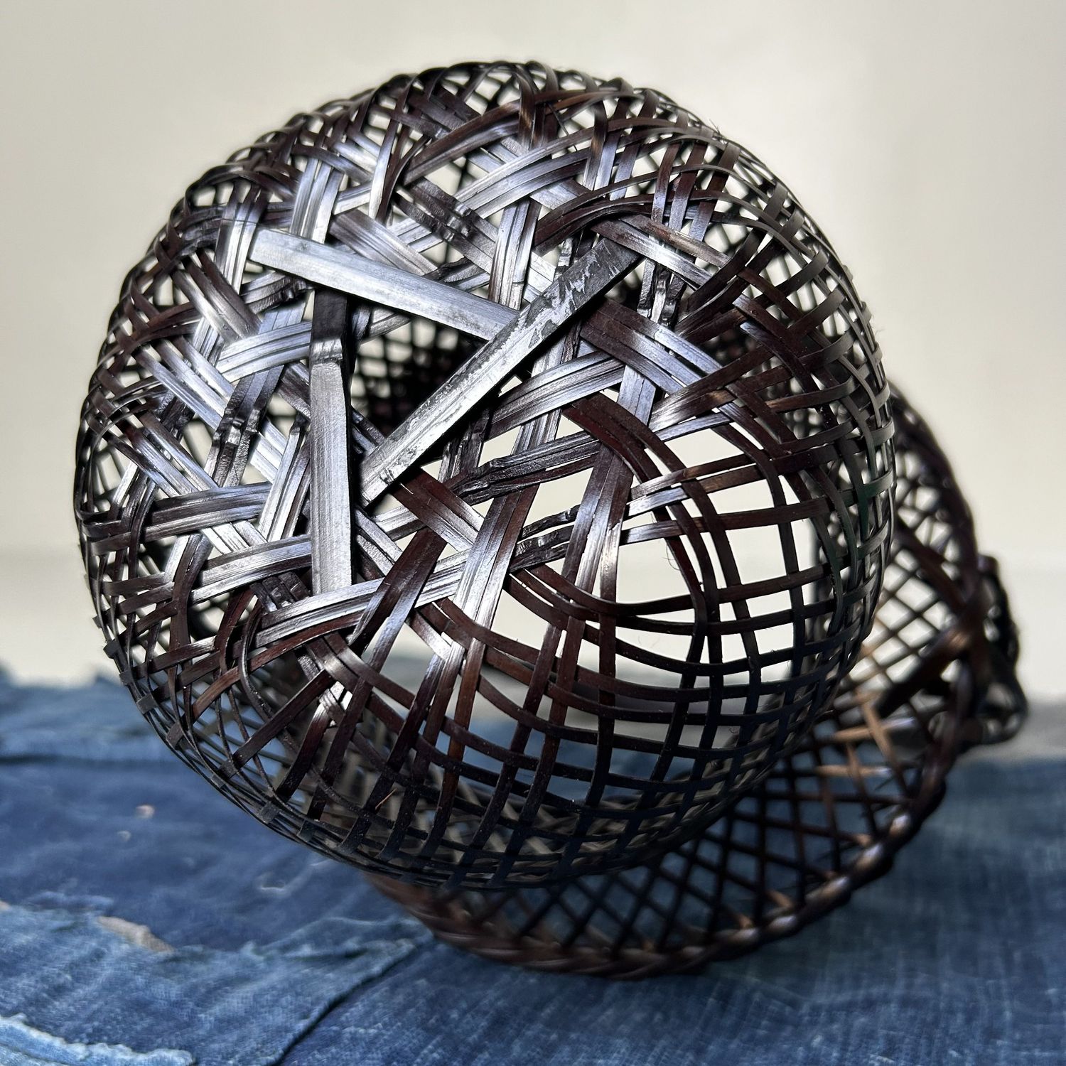 Vintage Hanakago (花籠), Bamboo Ikebana Basket, 1950s.