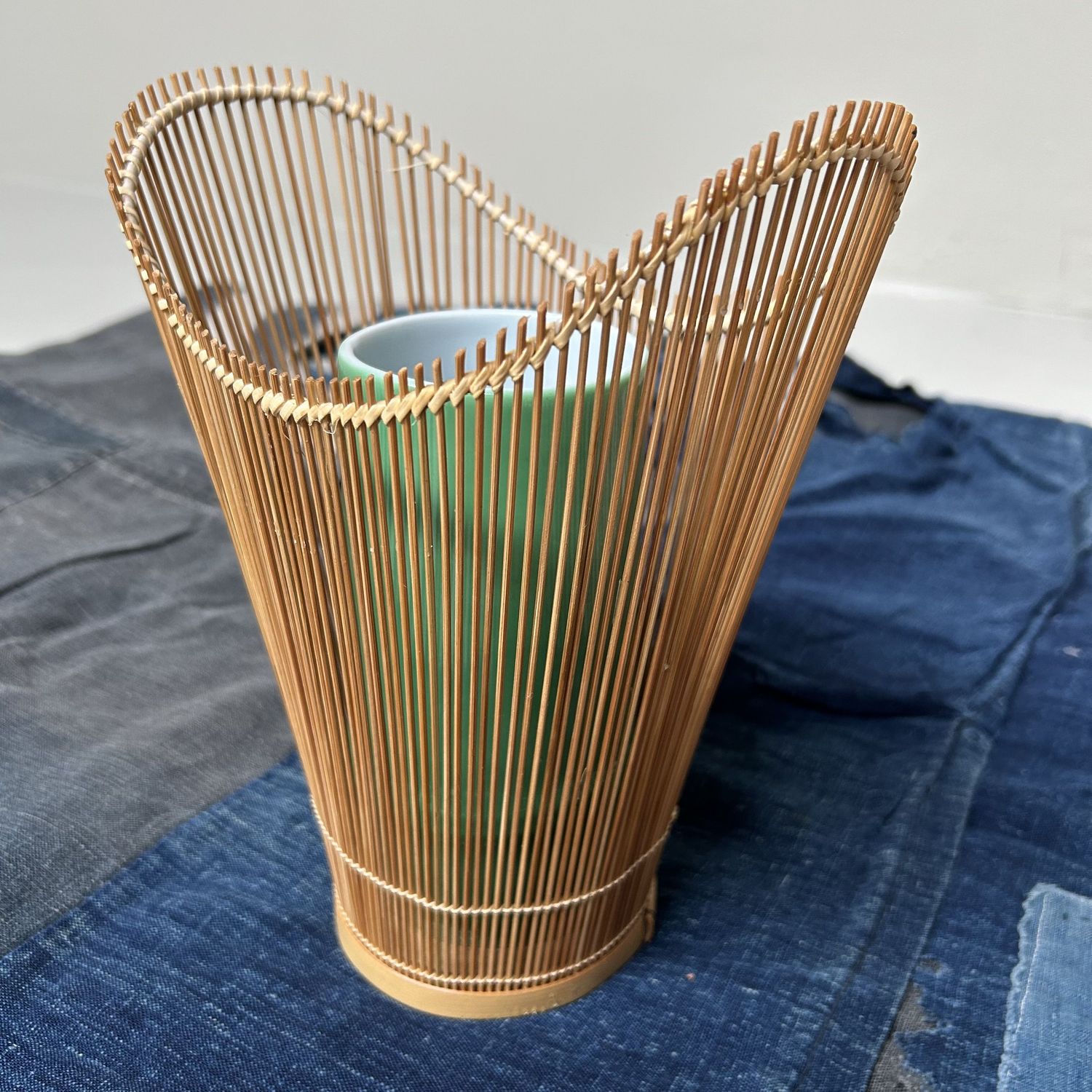 ​Vintage Hanakago (花籠), Bamboe Ikebana Mand, jaren '60.