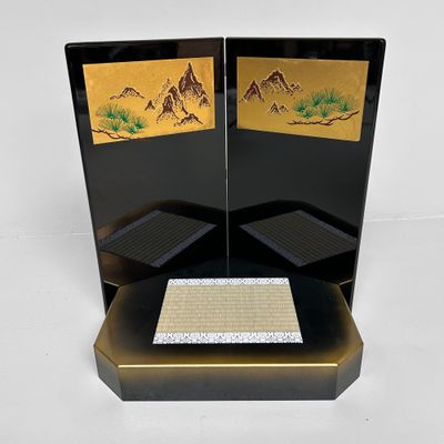 Vintage Japanese Display Stand with Wooden Screen, 1970s.