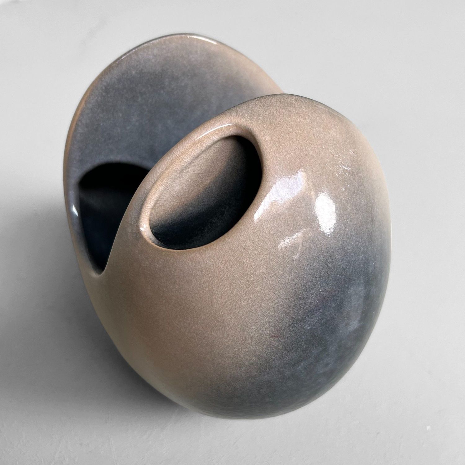 Modernist Ceramic Japanese Ikebana Flower Vase, 1960s.