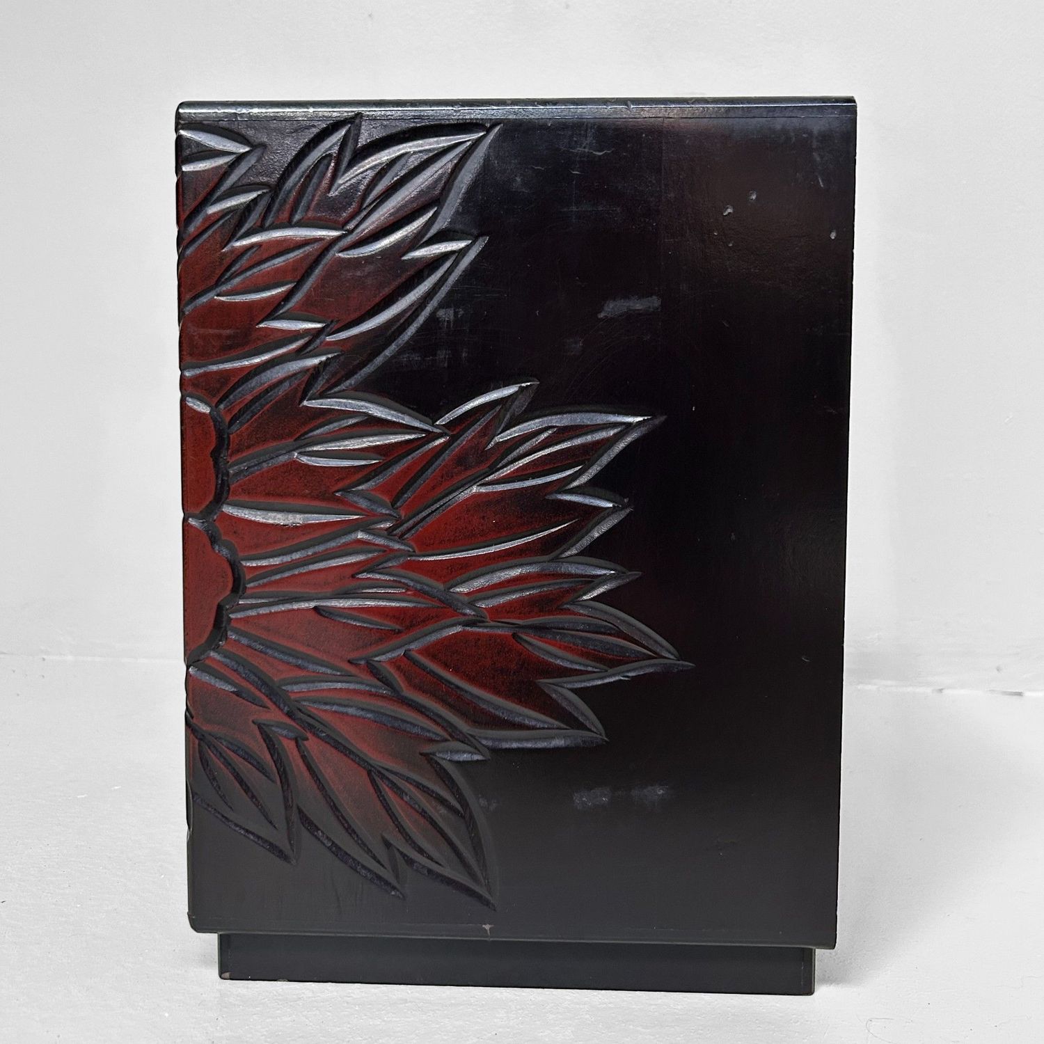 Vintage Kamakura-bori Haribako, Japanese Jewelry Cabinet, Shōwa Era, Japan.