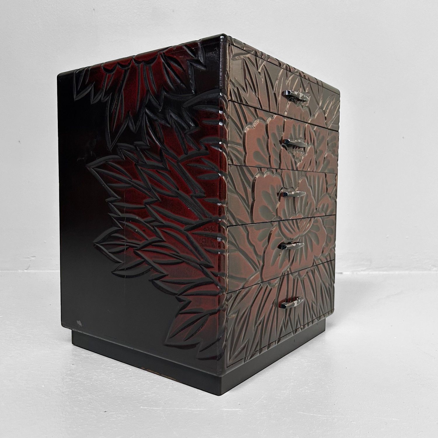 Vintage Kamakura-bori Haribako, Japanese Jewelry Cabinet, Shōwa Era, Japan.