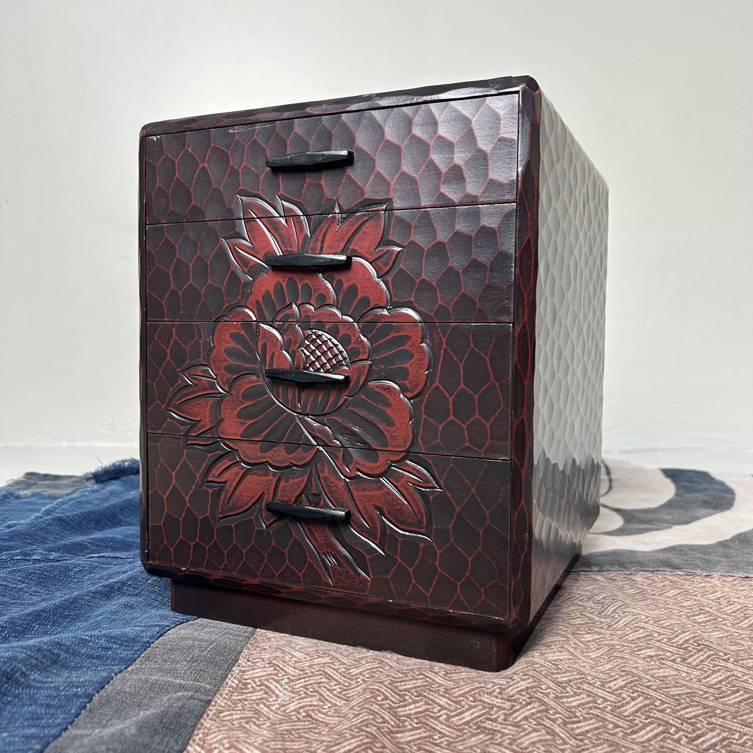 Vintage Kamakura-bori Haribako, Japanese Jewelry Cabinet, Japan.