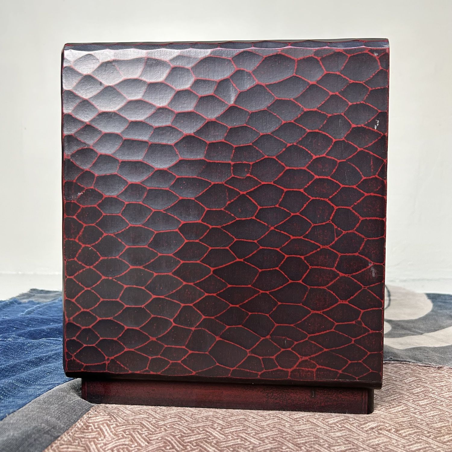 Vintage Kamakura-bori Haribako, Japanese Jewelry Cabinet, Japan.