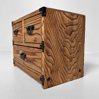 Yakusugi Houten Ladekastje voor Juwelen, Japan, Shōwa-periode.
