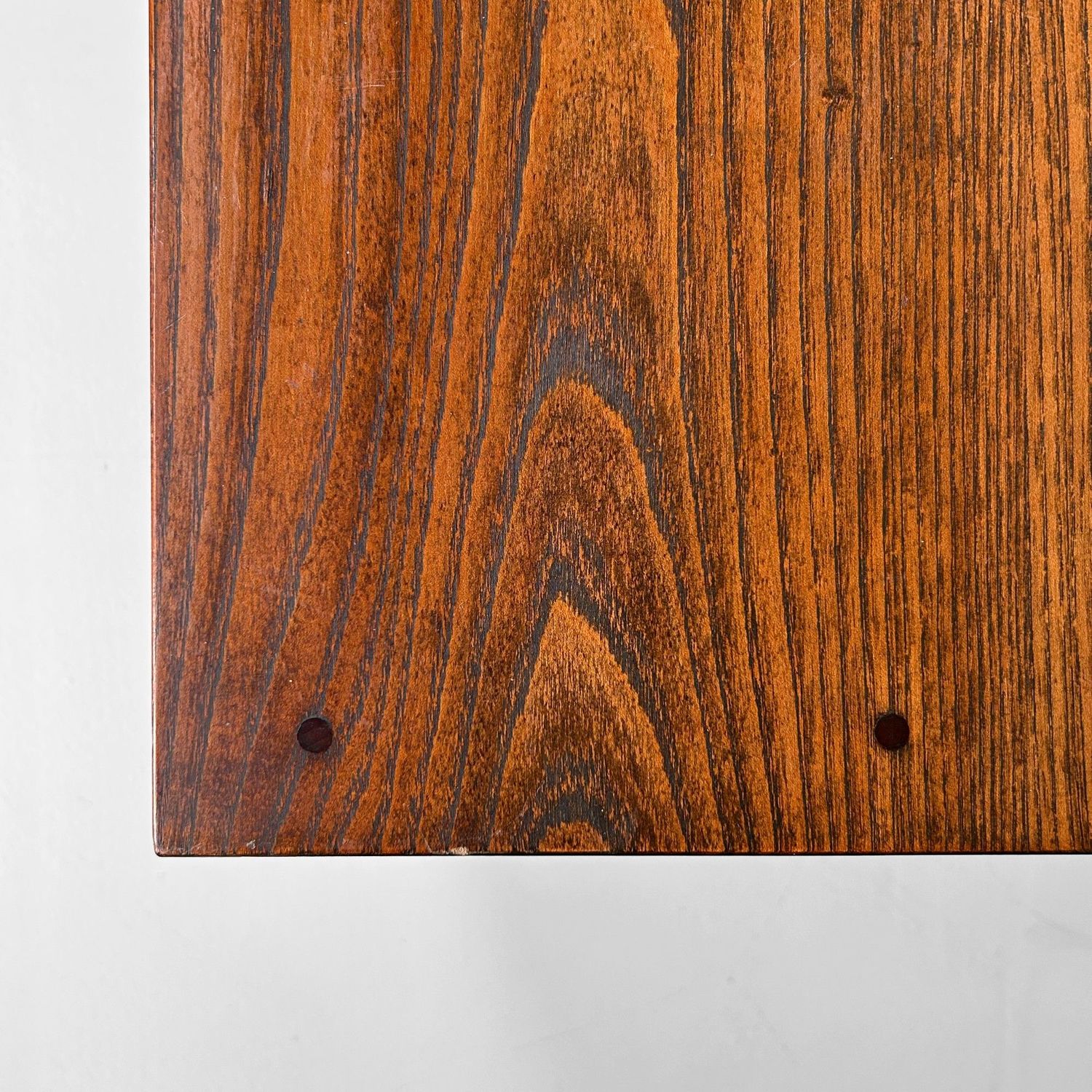 Minimalistische Schrijftafel, Shosai-Ki, Shōwa Periode, Japan. Minimalistische Schrijftafel, Shosai-Ki, Shōwa Periode, Japan.