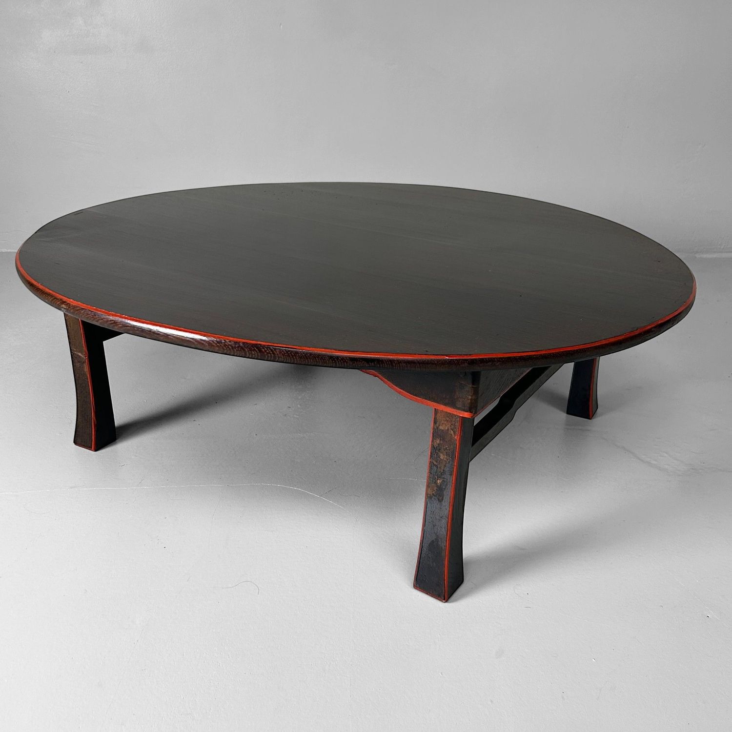 Ronde Lage Tafel, Taishō-periode, Shigeta Saitama, Japan.