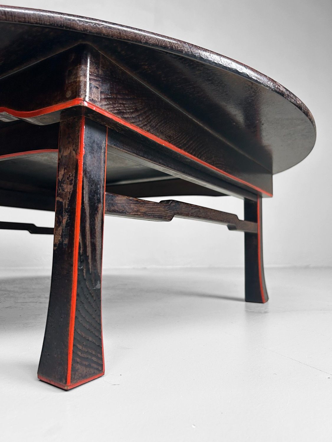 Ronde Lage Tafel, Taishō-periode, Shigeta Saitama, Japan.