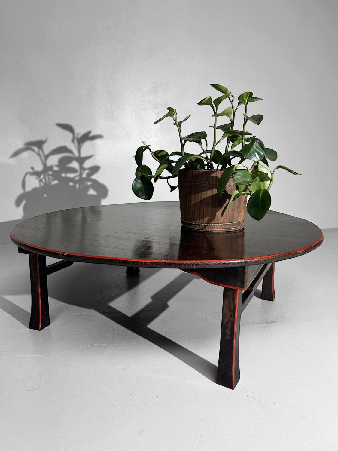 Ronde Lage Tafel, Taishō-periode, Shigeta Saitama, Japan.