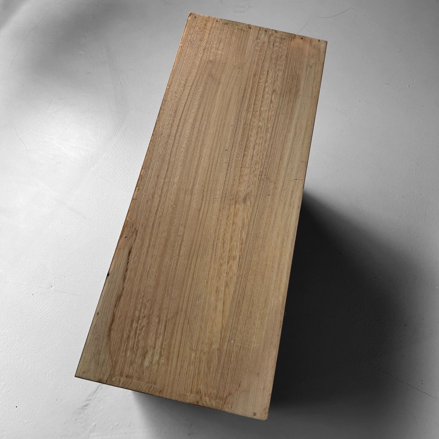 Elegante Japanse Tansu Kast uit de Shōwa-periode.