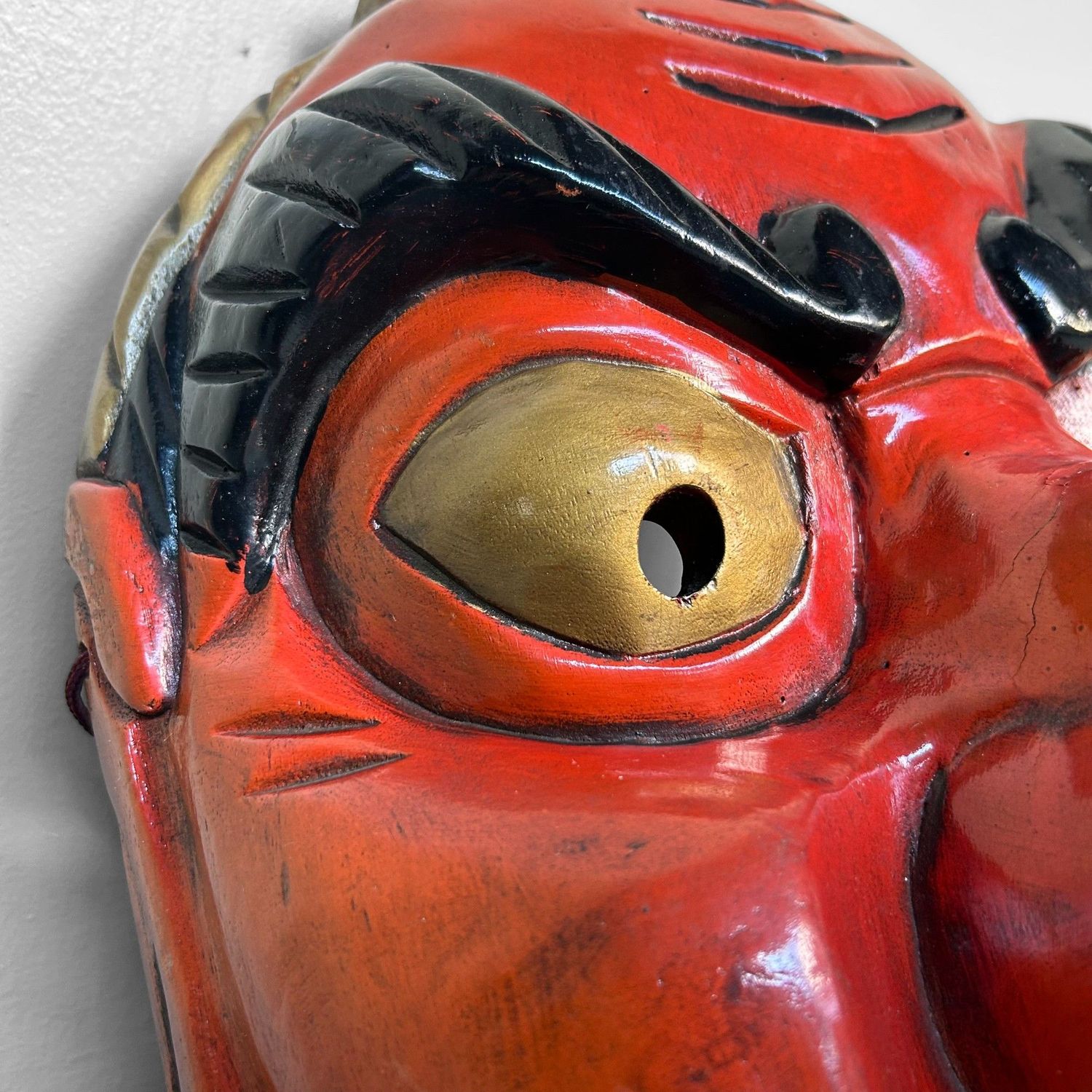 Vintage Handgesneden Tengu Masker, jaren 50, Japan.