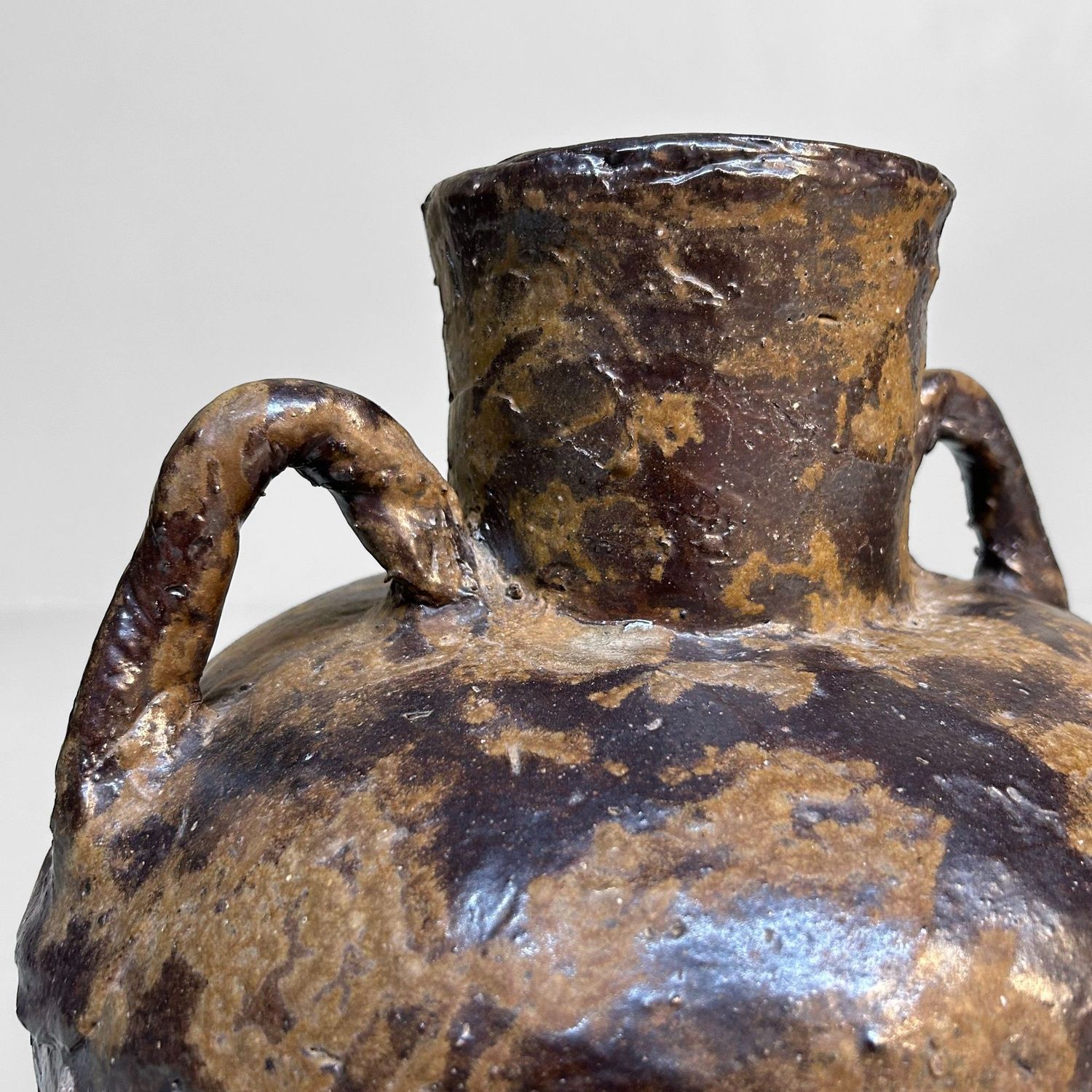 Organic Ikebana Flower Vase, Tokoname Ware, 1950s. Organic Ikebana Flower Vase, Tokoname Ware, 1950s.